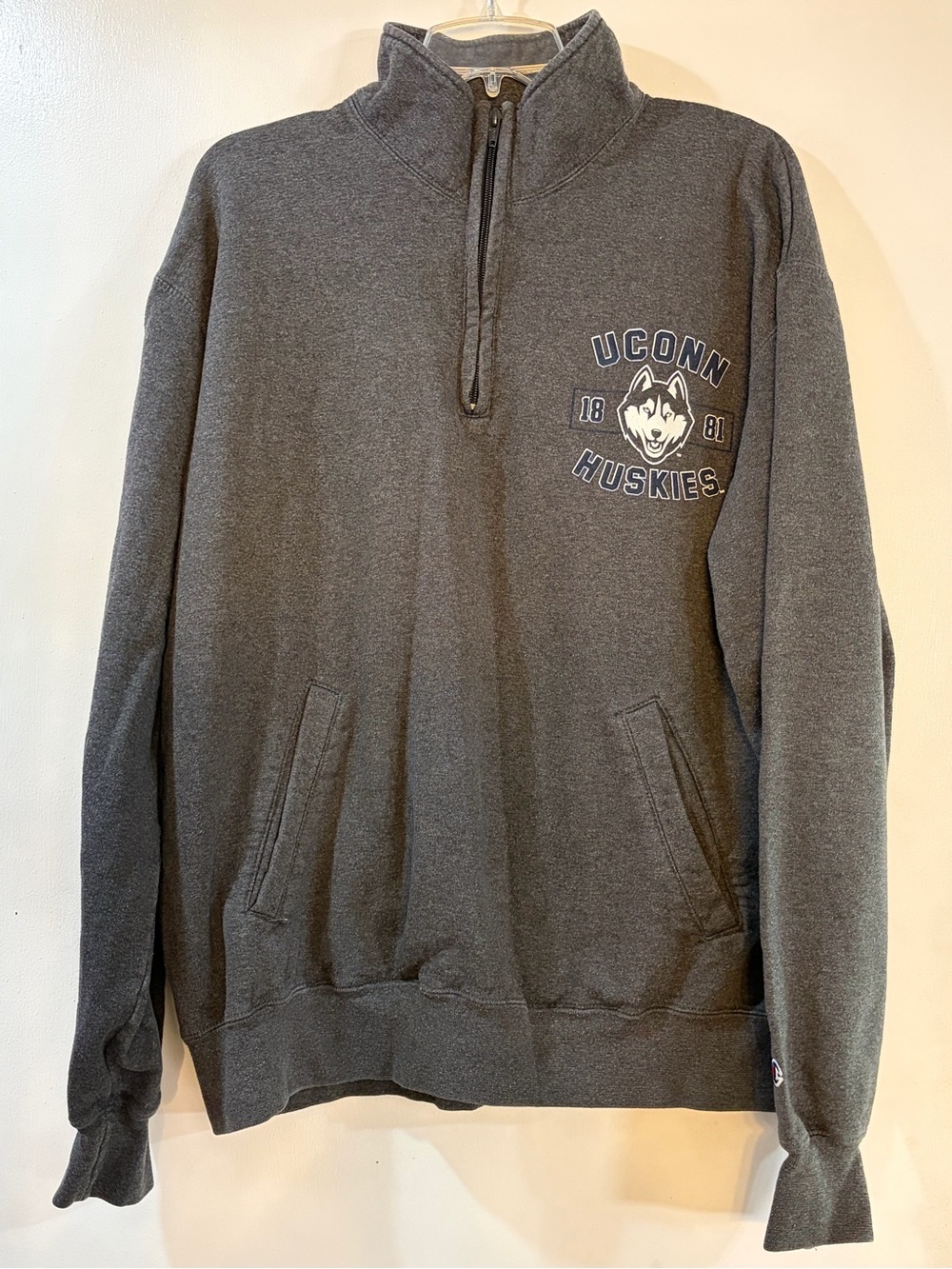 Champion UConn Huskies Quarter-Zip Pullover Mens Sz XL